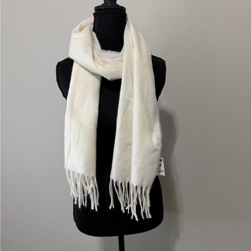 NWT Style & Co. Cream Fringed Scarf